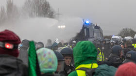 Chaos erupts at protest against new right-wing German youth group (VIDEOS)