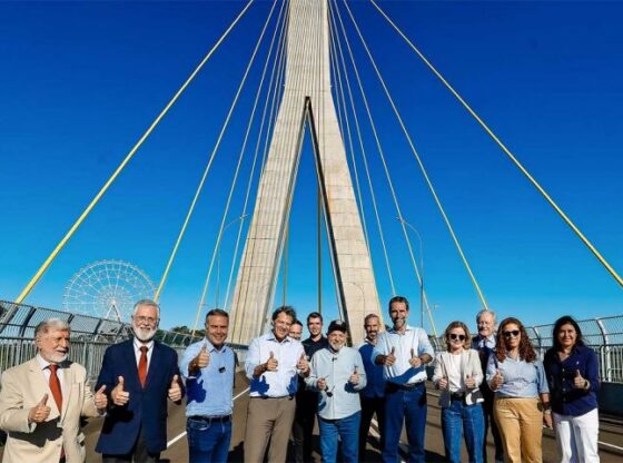 Lula presided over the ceremony as Peña was kept in Asunción due to personal issues