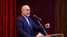 Iran threatens to target US bases in response to potential intervention