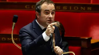 The French Prime Minister, Sébastien Lecornu, intervenes from the National Assembly.